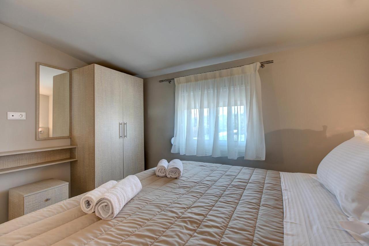 The House Of The Roses Apartman Jerakiní Kültér fotó